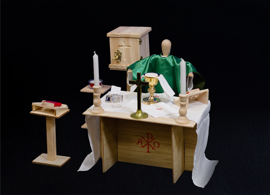 Mass Kit with Vestments & Altar Linens